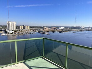 Building Photo - 1431 Riverplace Blvd