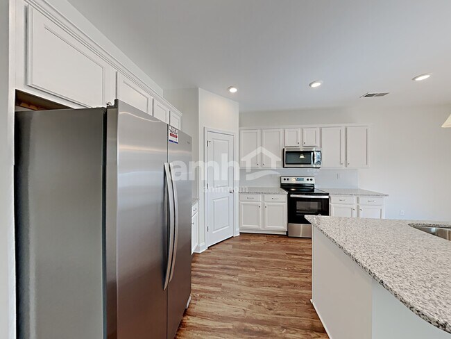 Building Photo - 1137 Bentley Park Drive