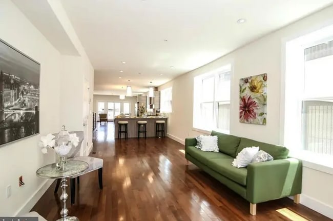 Photo - 811-818 8th St NE Apartment