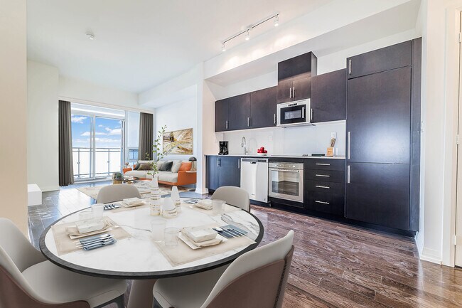 Photo du bâtiment - 460 Adelaide St E