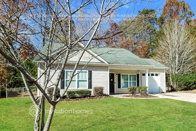 Foto del edificio - 1326 Laurel Woods Dr