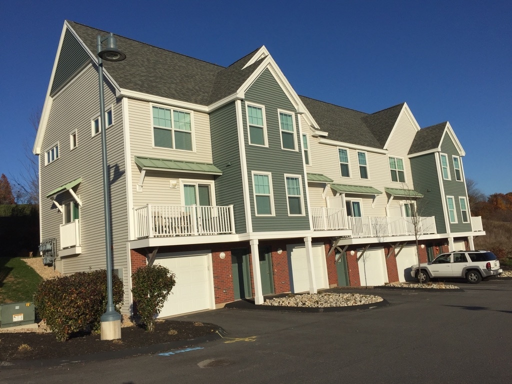 12 Heron Cove Dr, South Portland, ME 04106 Townhome Rentals in South