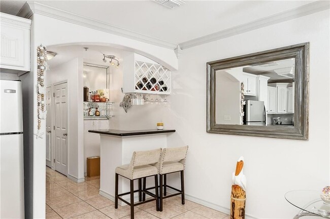Building Photo - 9 E Campeche St
