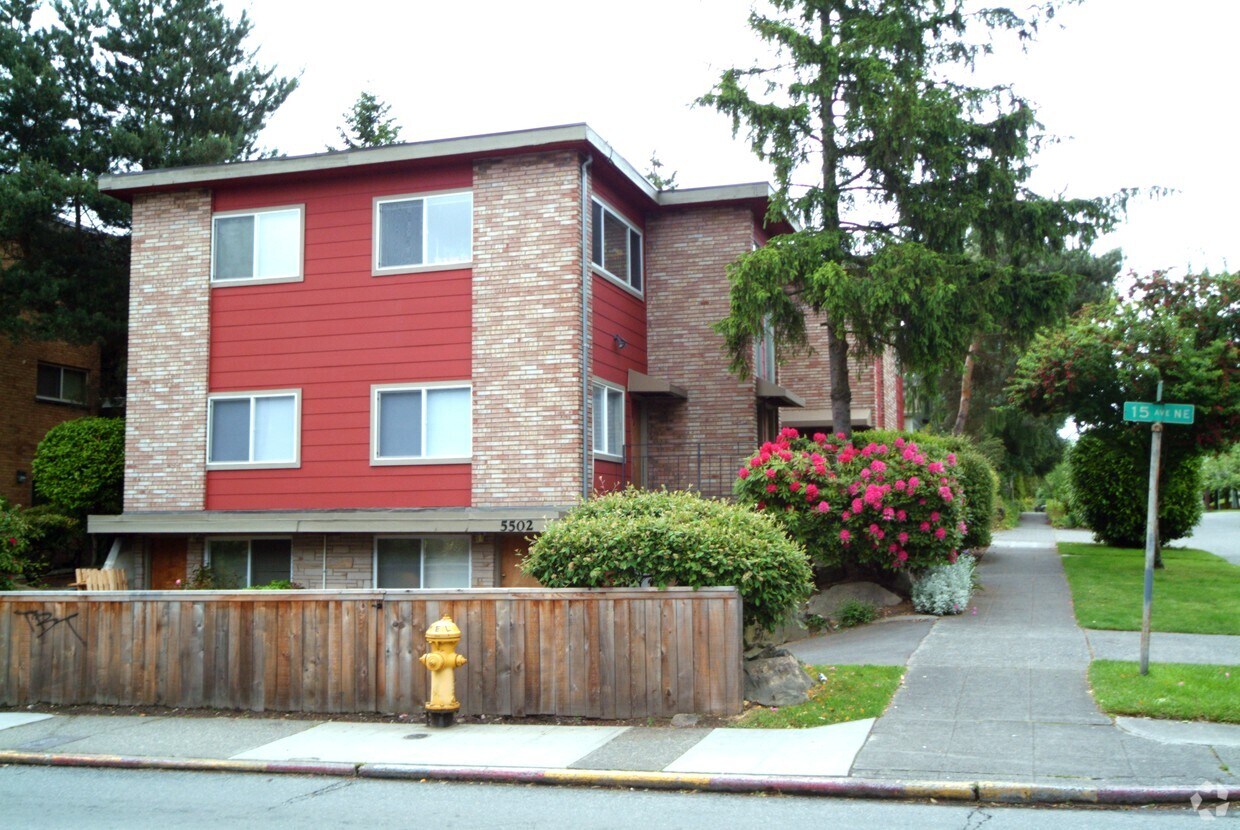 Foto del edificio - 5502 15th Ave NE