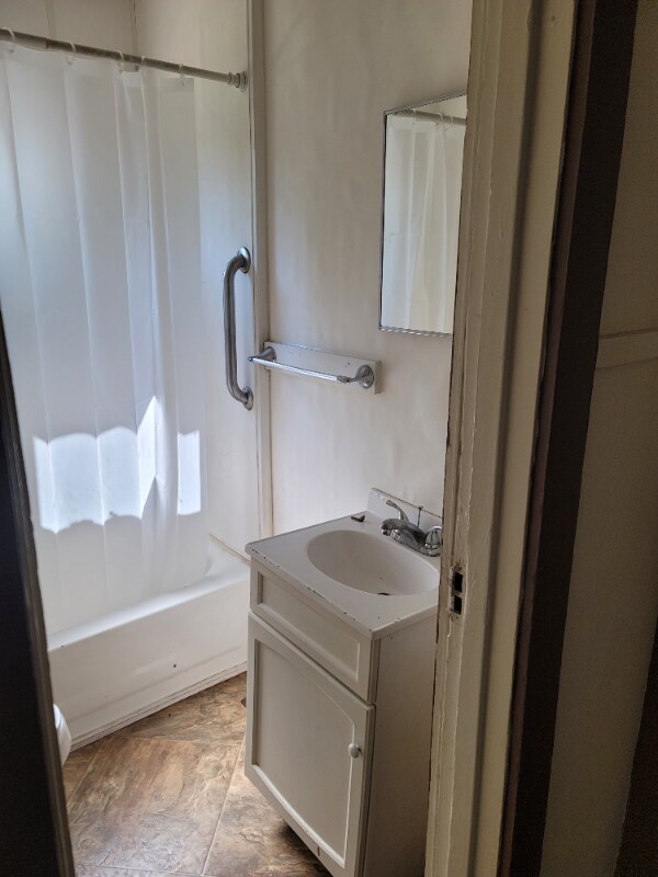 Foto del edificio - 2027 Hatch Ave