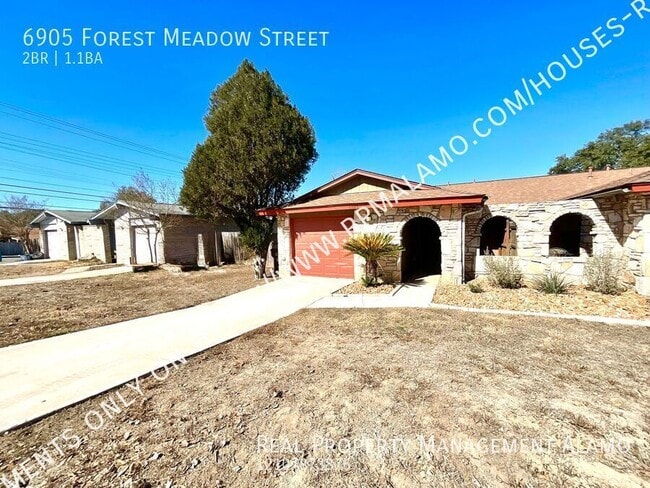 Foto del edificio - 6905 Forest Meadow St