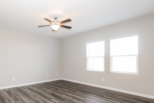Building Photo - 3737 Wickley Ln