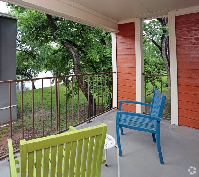 2HAB/2BA - Brazos Park Apartments