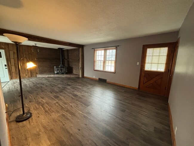 Living Room - 2509 Covert Ave