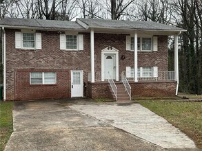 Building Photo - 956 Slash Pine Rd