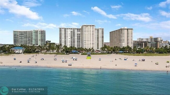 Foto del edificio - 111 N Pompano Beach Blvd