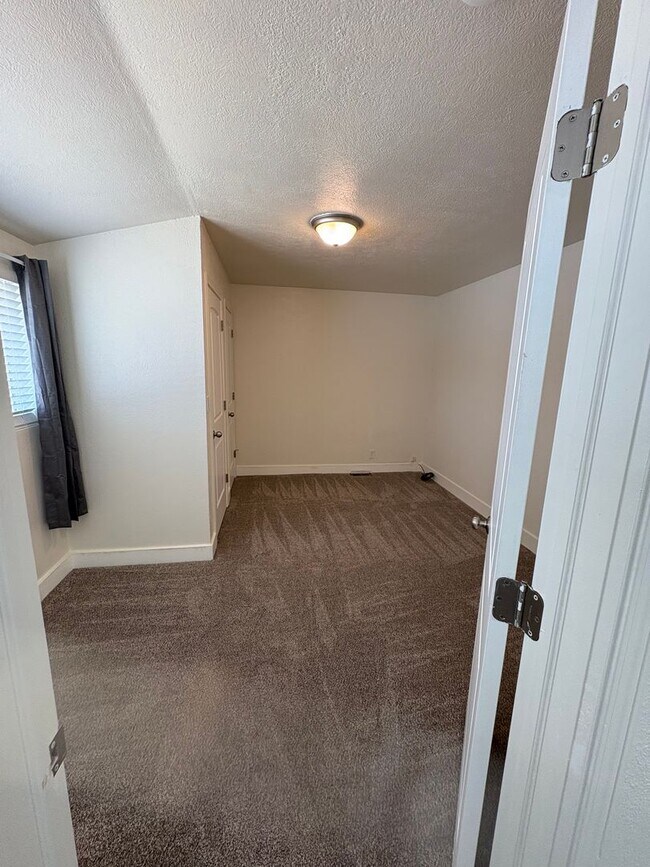 Foto del edificio - Home for Rent in Soap Lake