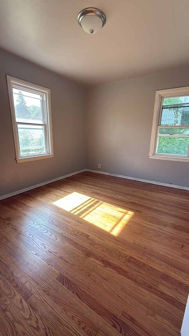 Foto del edificio - 4628 N 24th Pl