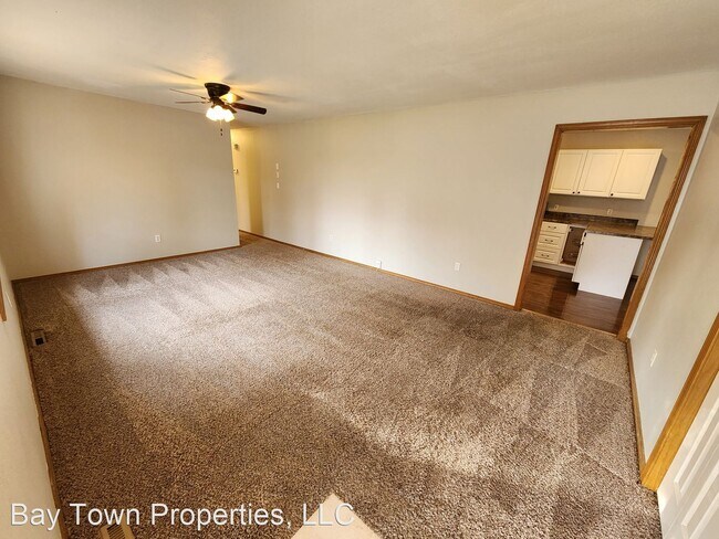 Building Photo - 3 br, 1.5 bath House - 3255 S Dayton Ave