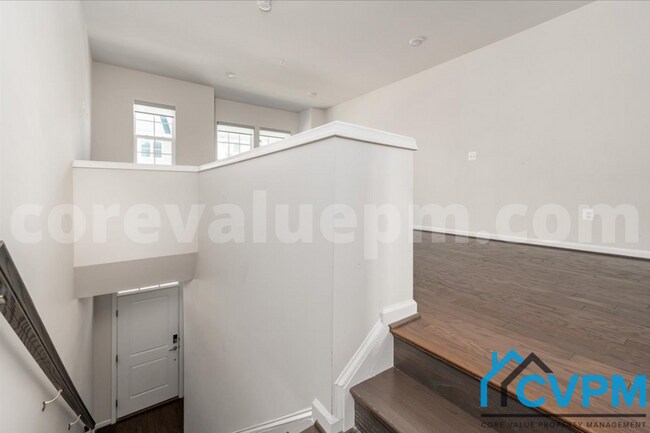 Foto del edificio - 2535 Debert Cir