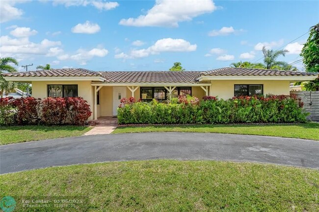 Foto del edificio - 284 Hibiscus Ave