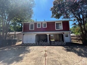 Building Photo - 3433-3433 Beverly Pl