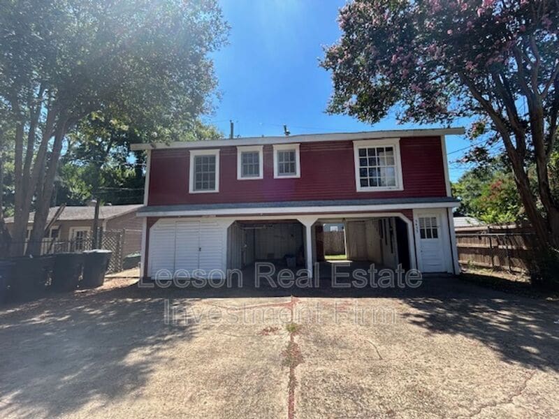 Primary Photo - 3433-3433 Beverly Pl