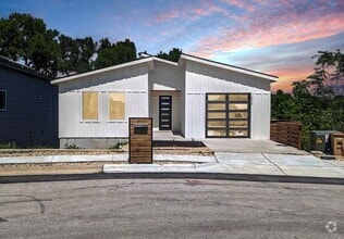 Building Photo - 5010 Baker St
