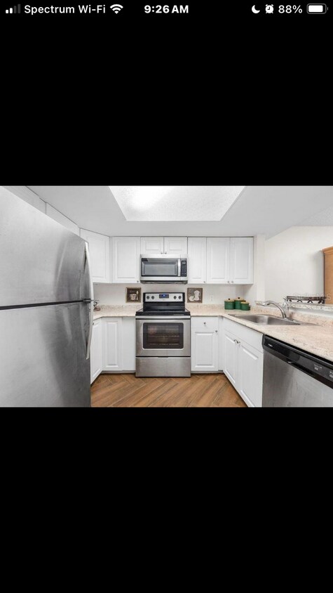 Foto principal - 12065 Proctor Loop