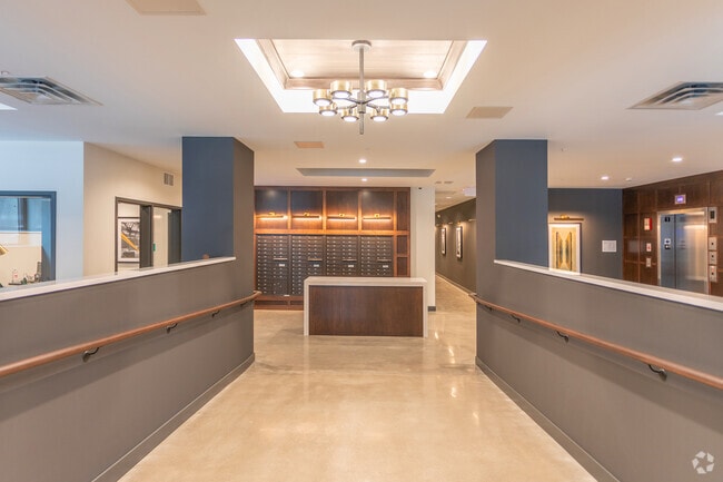 Foto del vestíbulo - The Donegan Apartments