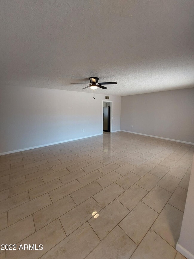 Building Photo - 13204 W Hyacinth Dr