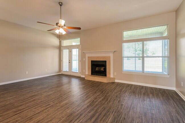 Building Photo - 12552 Big Gum Dr