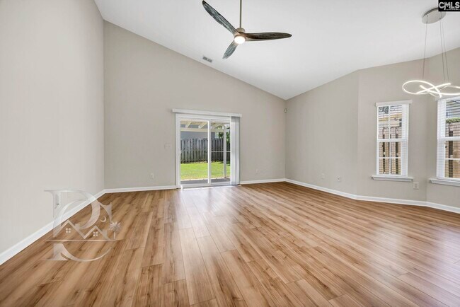 Building Photo - 1 Bouquet Ct