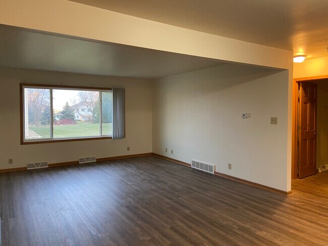 Living Room - 2119 S Main St