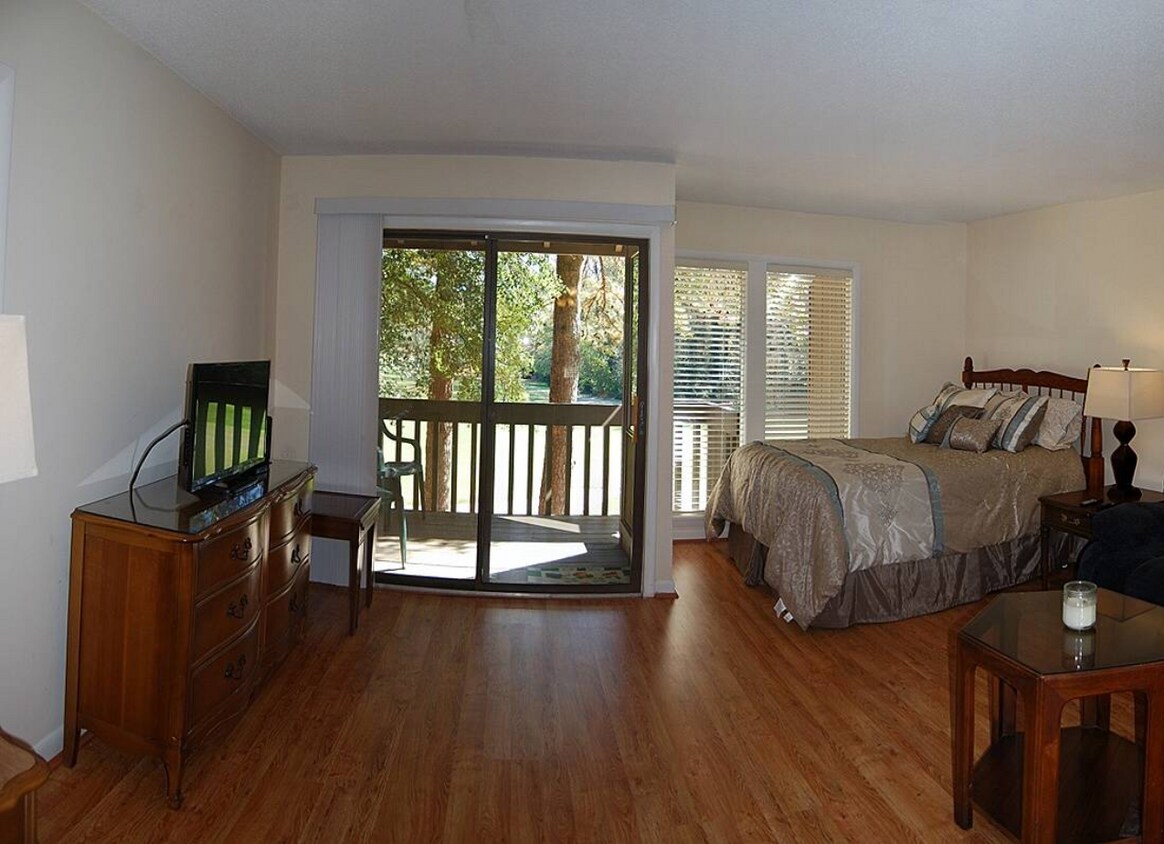 Foto principal - 85 Pine Valley Rd