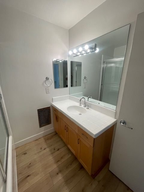 Foto del edificio - 808-812 Westmount Dr