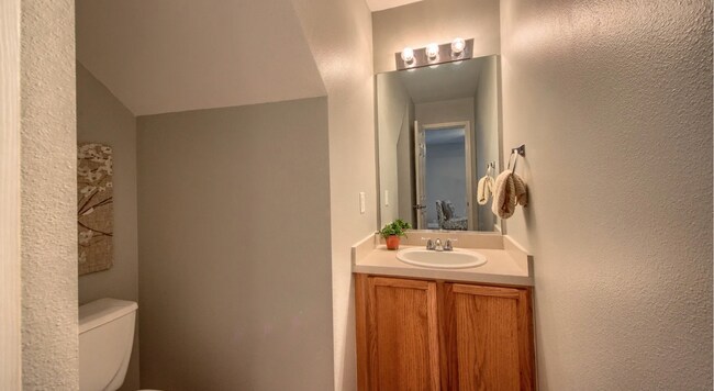 Building Photo - 7711 Parkwood Way