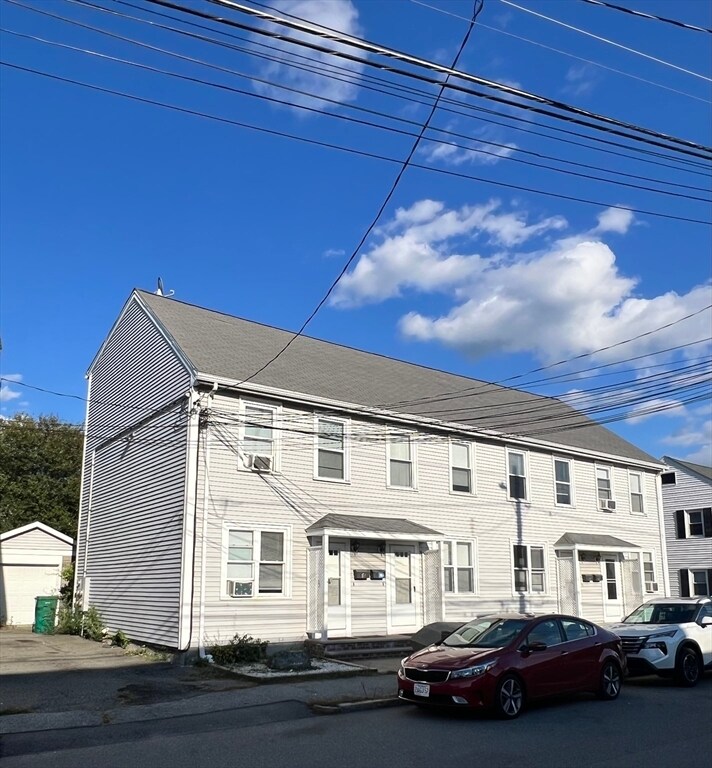 Foto principal - 65 Conn St
