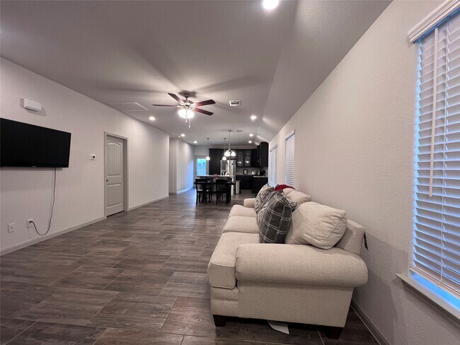 Foto del edificio - 7971 Tuscan Cypress Dr