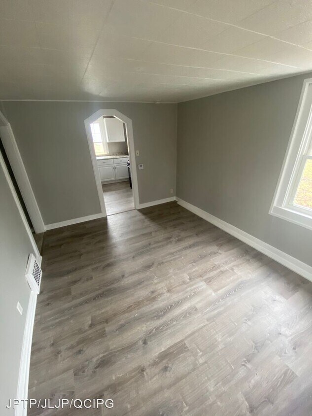 Primary Photo - 1 br, 1 bath House - 2840 1/2 11 1/2 AVENUE
