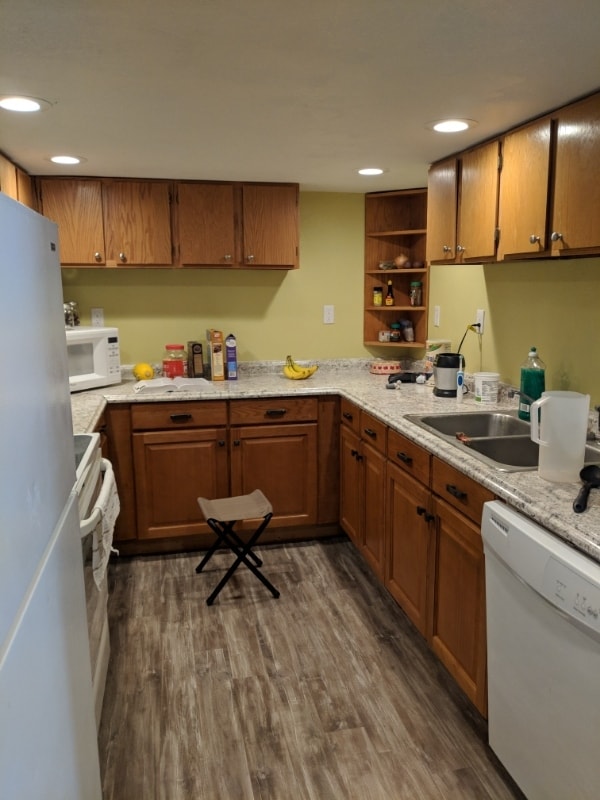 Building Photo - 801 Meng Dr