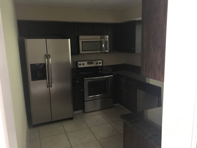 Foto del edificio - 9601 Forest Ln