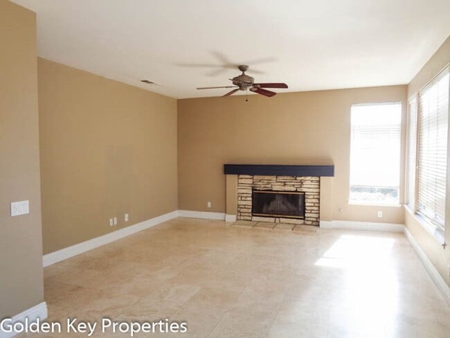 Building Photo - Well-appointed home in the Whelan Ranch co...