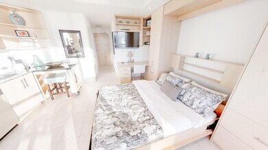 Building Photo - 55 Bremner Blvd