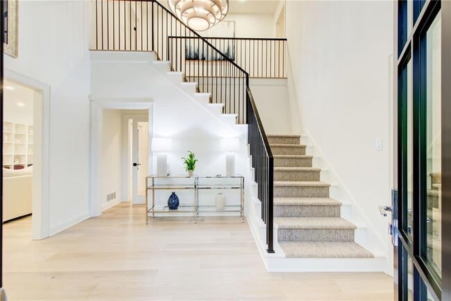 Building Photo - 6090 River Chase Cir NW