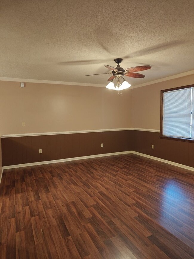 Building Photo - Elegant & Spacious 3-Bedroom Brick Home with Private Garage