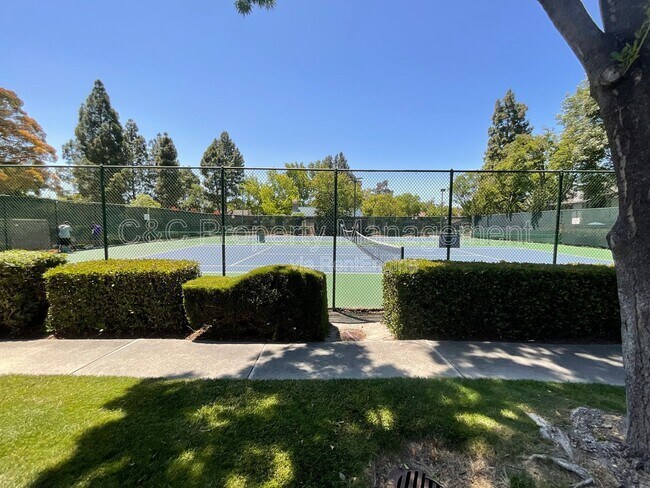 Foto del edificio - 6254 Joaquin Murieta Ave