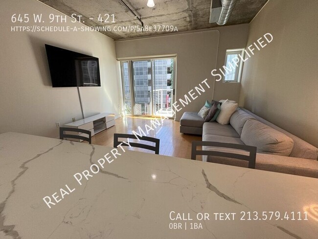 Building Photo - Studio Condo in the Heart of Downtown Los ...