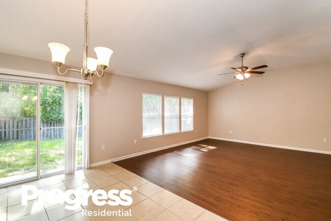 Foto del edificio - 2533 Reagan Lakes Ln