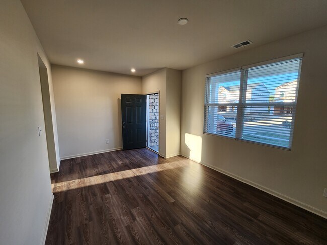 Building Photo - 7009 Cherry Ct