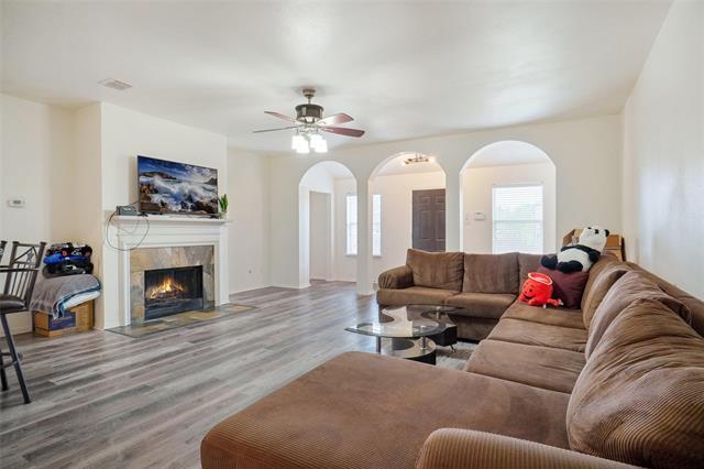 Foto del edificio - 8652 Fernhill Dr