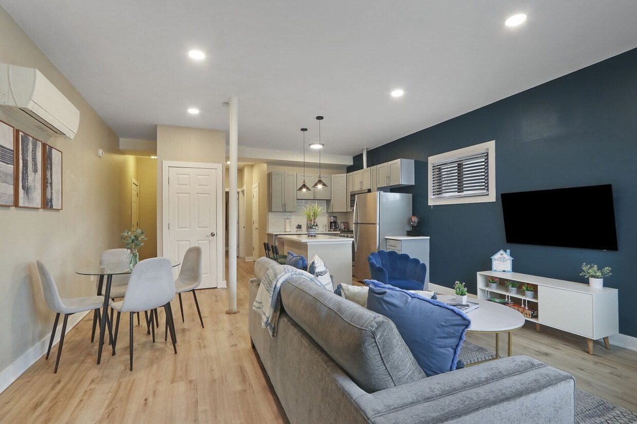 Foto principal - 4934 Kingston Ave