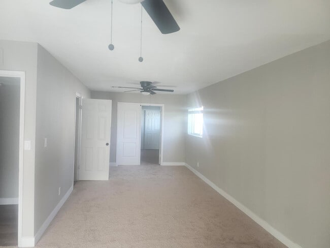 Foto del edificio - 2267 E Caballero Cir