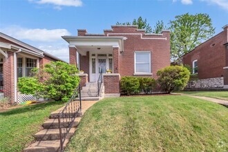 Building Photo - 5327 Neosho St