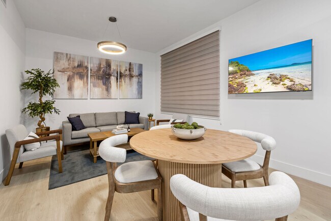 Photo - 1552 Apartment